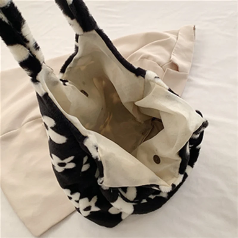 Chic Plush Flower Underarm Fur Bag, Casual Plush Tote Bag, Women Handbag, Women's Single Shoulder Bag, Korean Version Girl's Bag