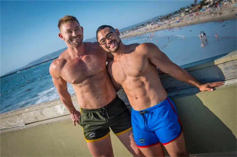 Men Fitness Bodybuilding Shorts Gyms Workout Male Breathable Mesh Quick Dry Sportswear Jogger Beach Short Pants multiple pieces