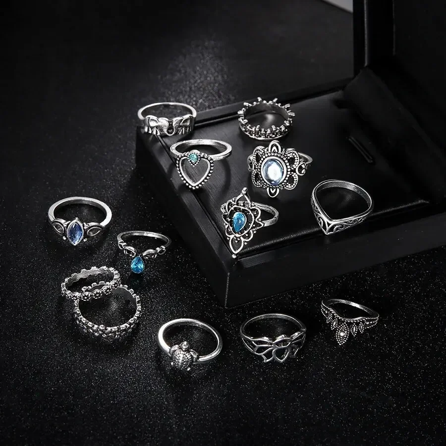 13Pcs Vintage Flower Rings Set - Hollow Carved Crown Love Jewelry for Women 2025 Trendy Retro Party Gift Exquisite Fringer Rings