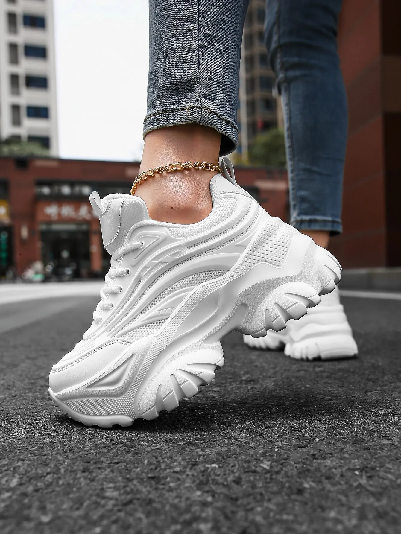 Women Shoes Casual Sports Solid Color Ultra-light Height-increasing Running Comfortable and Versatile Daily