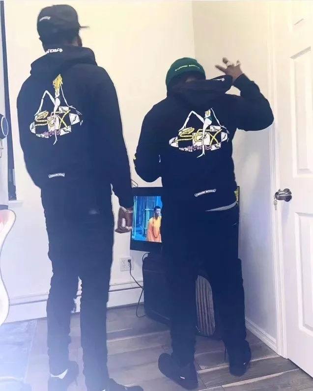 

Лидер продаж, Модный свитшот для пар с хромированными сердцами в стиле граффити 1:1, 24ss