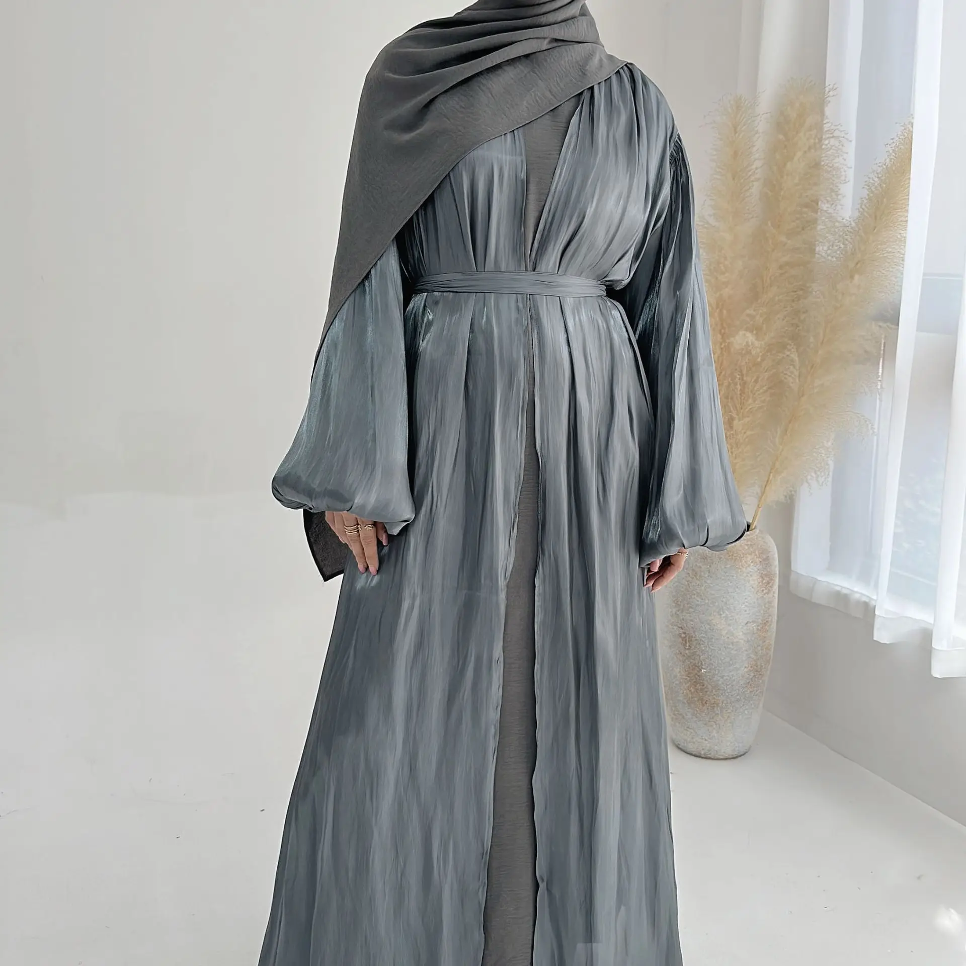 

Скромная открытая абайя, блестящее атласное женское кимоно, длинное платье макси, турецкий Дубай, кардиган, кафтан, яркая Женская одежда, кафтан