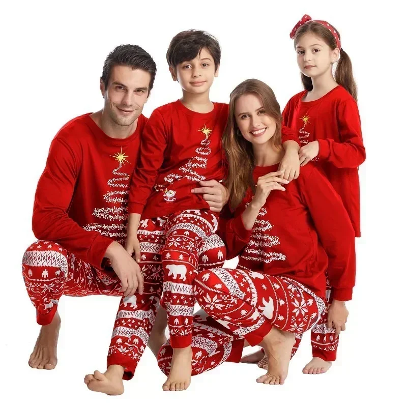 thumbnail image 2 of Conjunto de pijamas navideños familiares para papá, mamá y niños, conjuntos a juego, ropa de dormir, camisetas rojas y azul marino, pantalones, mamelucos, regalos de Navidad C2445, 2 of 5