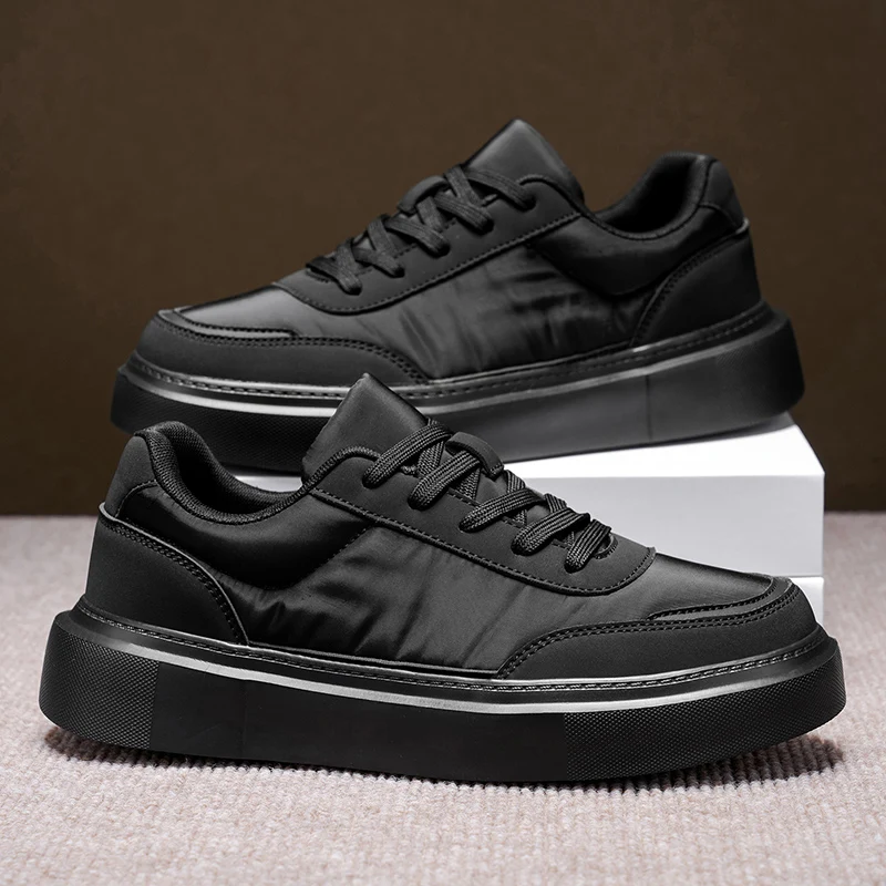 Men's Durable Outdoor Sneakers - All-Weather Cushioning with Lace-Up Design, Available in Two Colors, Low-Top Urban and Lightweight Hiking Shoes, Suitable for Everyday Wear, Travel, and Year-Round Use - Sturdy and Durable Casual Shoes, Stylish Appearance, a Favorite among Outdoor Enthusiasts