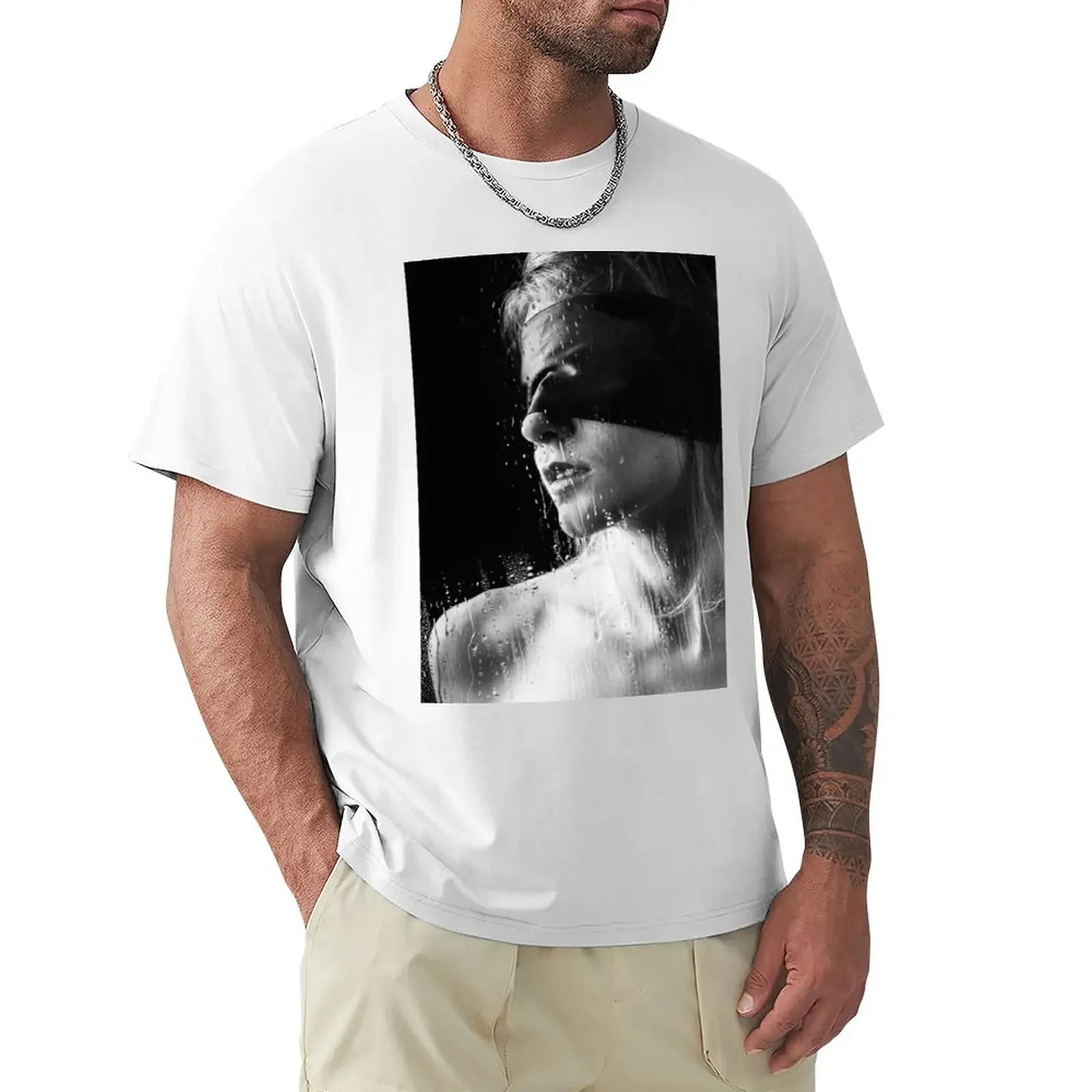 

Raindrops - Blindfolded woman behind a window #A8356 T-Shirt blacks quick-drying men graphic t shirts