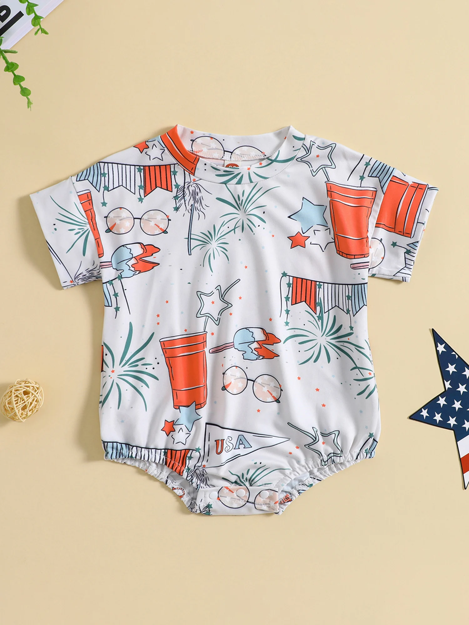 

Cute Infant Independence Day with Adorable Cartoon Print Short Sleeves and Round Neck