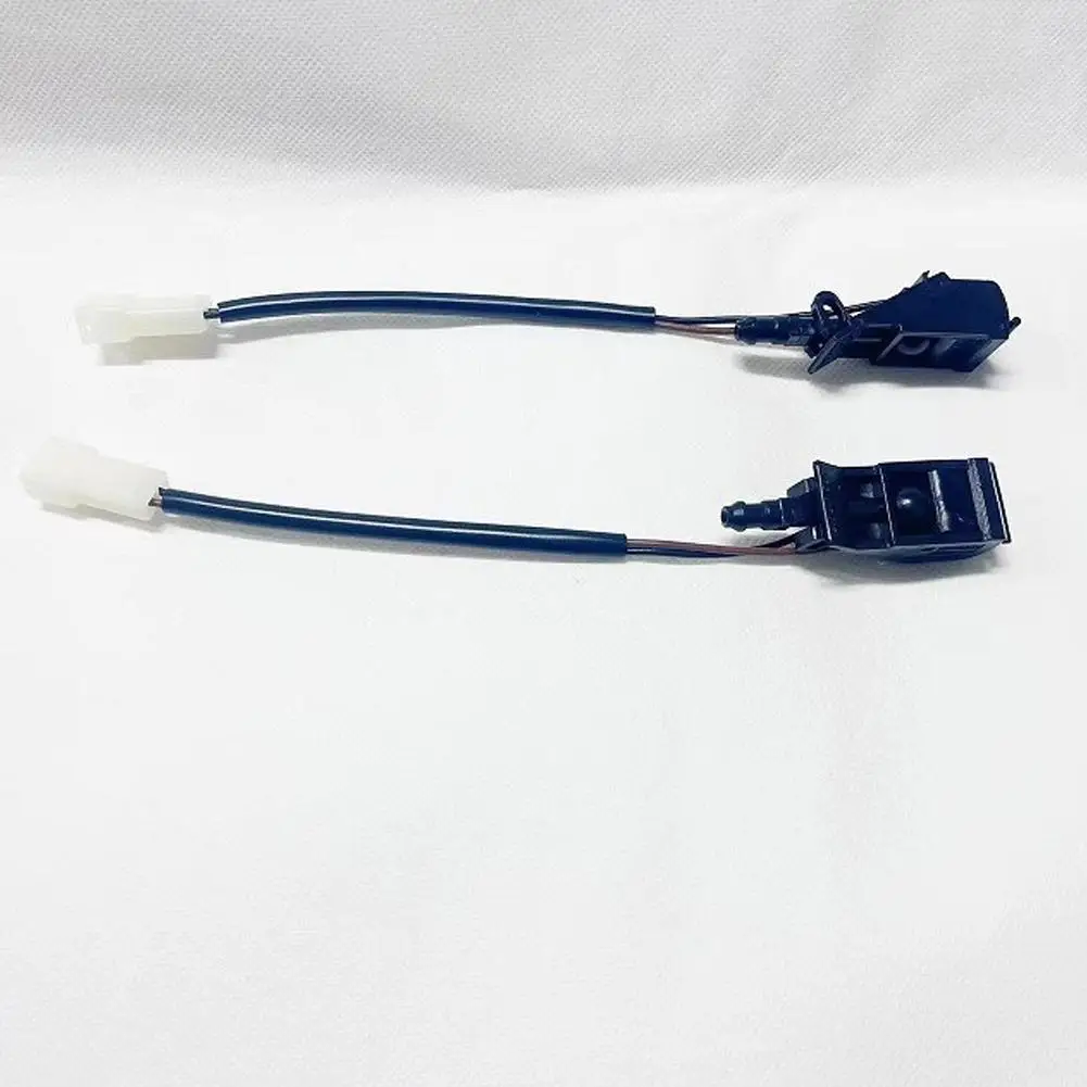 

1pcs Car Water Nozzle Heated Windshield Washer Spray Nozzle For VW For Passat 6E0955986B/955986A Black S0N0