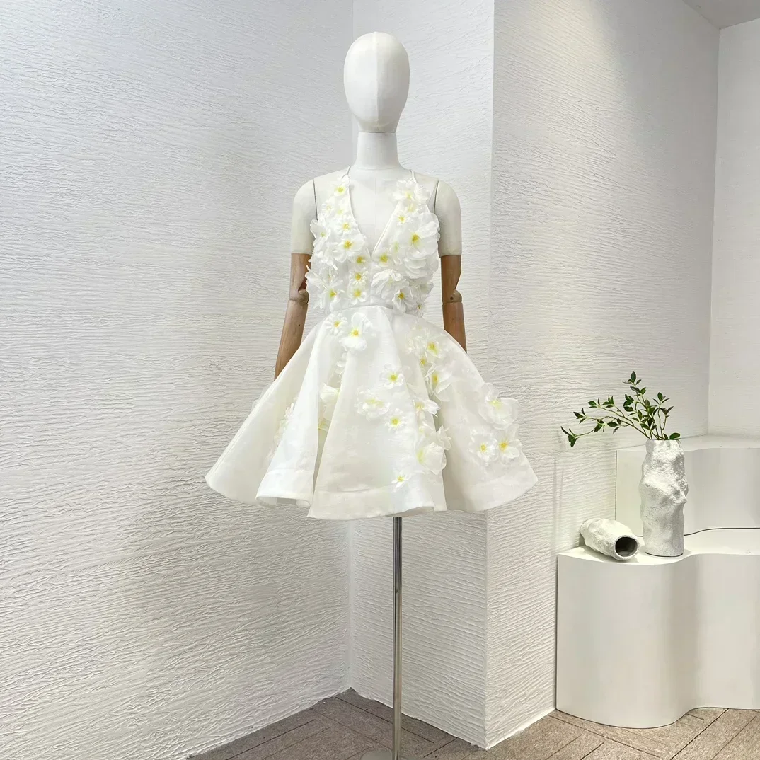 

2024 New Women Elegant Ivory Three-dimensional Daisy Sleeveless Top Quality Mini Dress