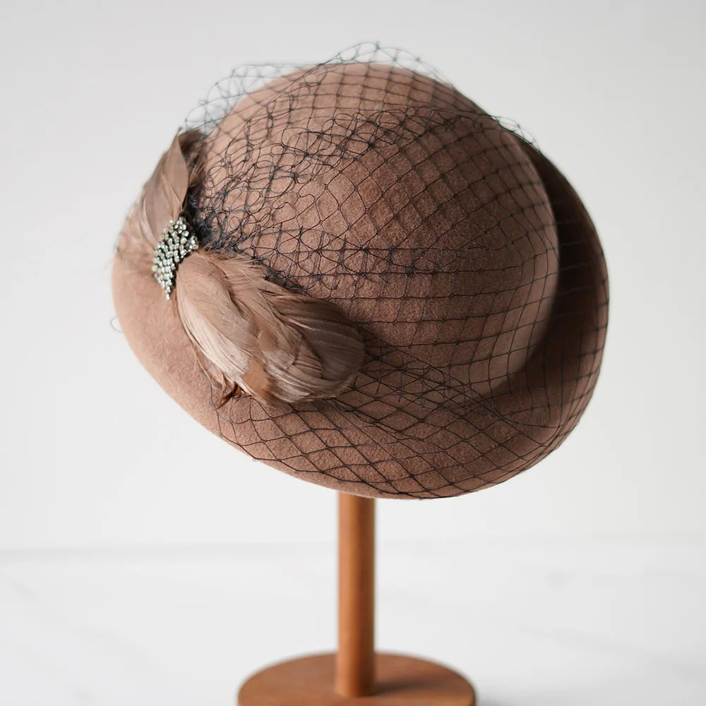 Hot Sale Womens French Style Feather Bow Fansitor Veil Wool Felt Dress Winter Beret Pillbox Hats Event Church Tea Party_autovado.com
