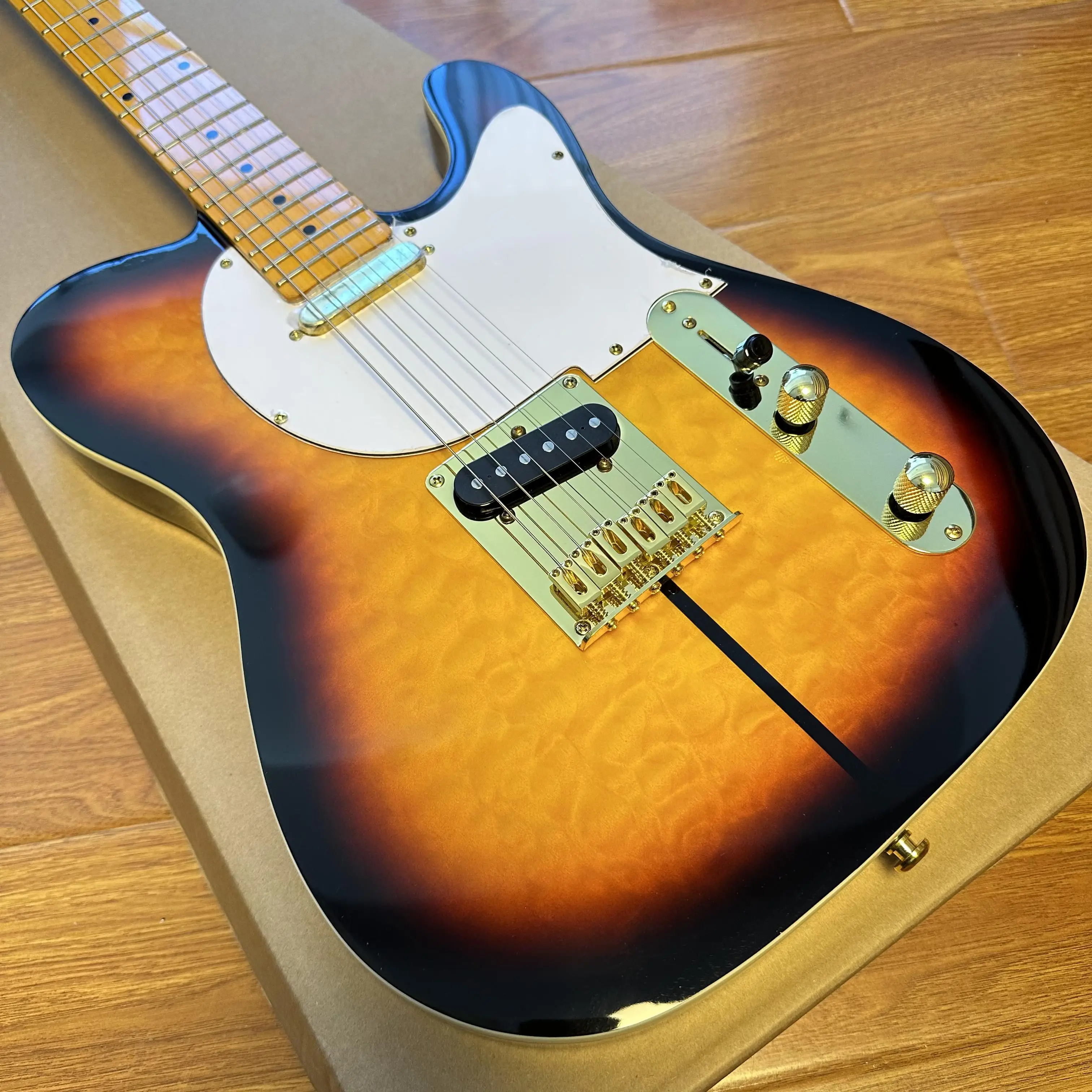 Yellow electric guitar white protective cover maple fingerboard Shipped from the United States Free Shipping.