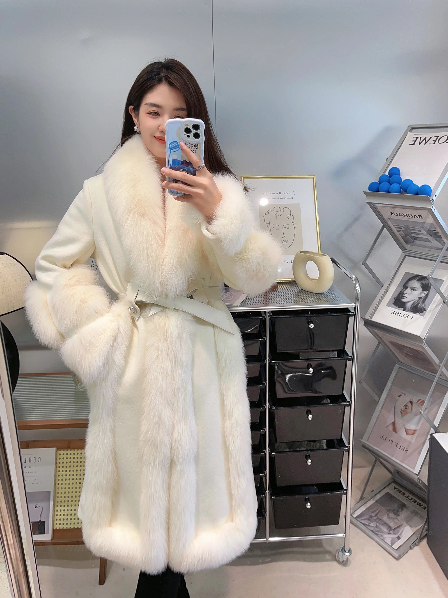 2025 New Winter Women Natural Fox Fur Collar Long White Goose Down