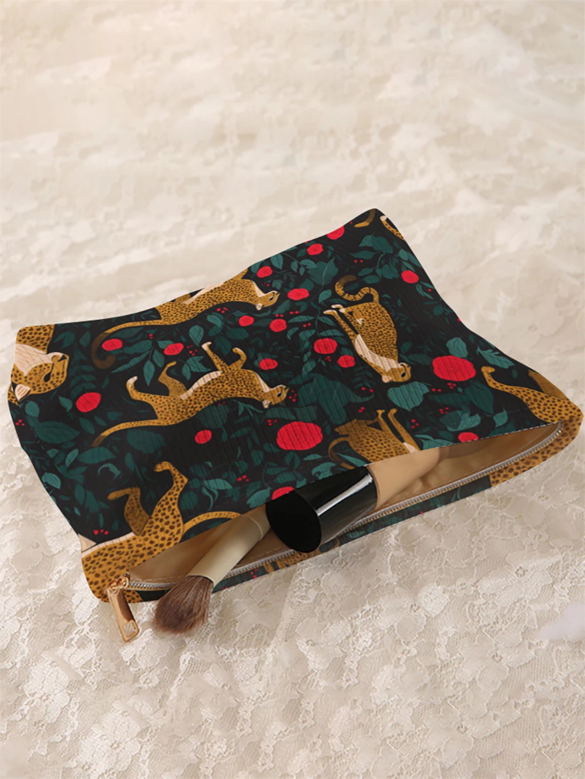 1 cheetah patterned corduroy makeup bag, lightweight zipper makeup storage box, multifunctional bag with lining