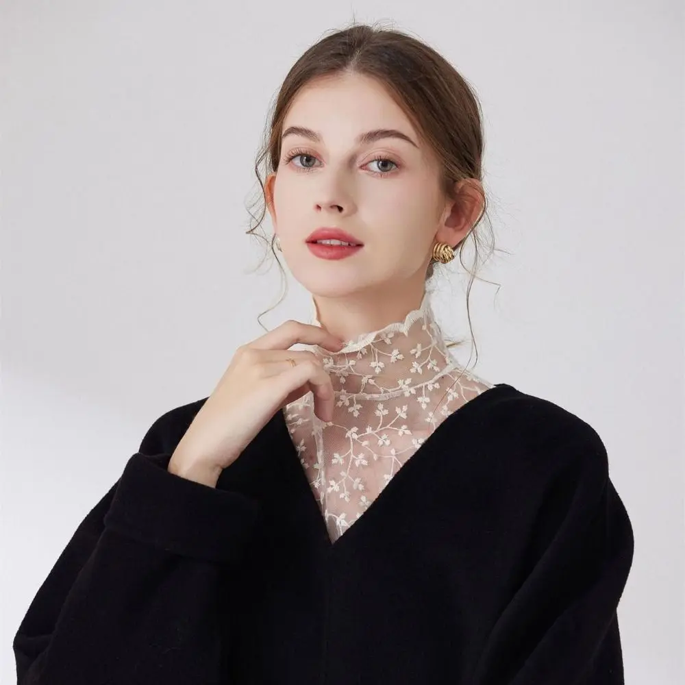 Beautiful Petal Fake Collar Black Lace False Blouse Detachable Lapel False Collar Women