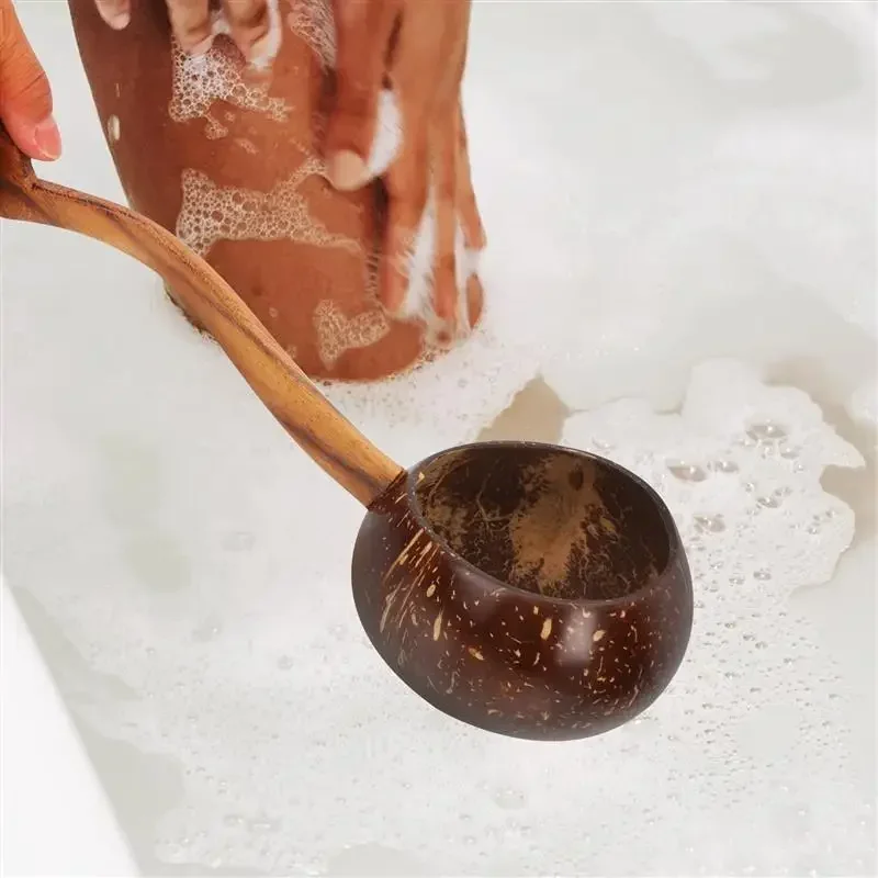Wooden Shell Scoop Coconut Bathing Household Long Spoon Handle Water Bathroom Ladle 1pc