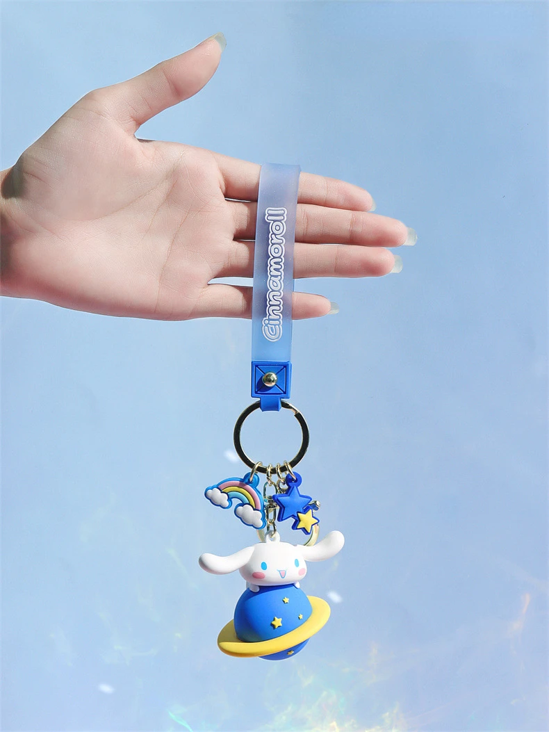 Description Picture 3 of itemMINISO Sanrio Cinnamoroll Key Buckle  Party Favors for Kids Birthday School Bag Pendant, Delicate Girl Bag Pendant gifts