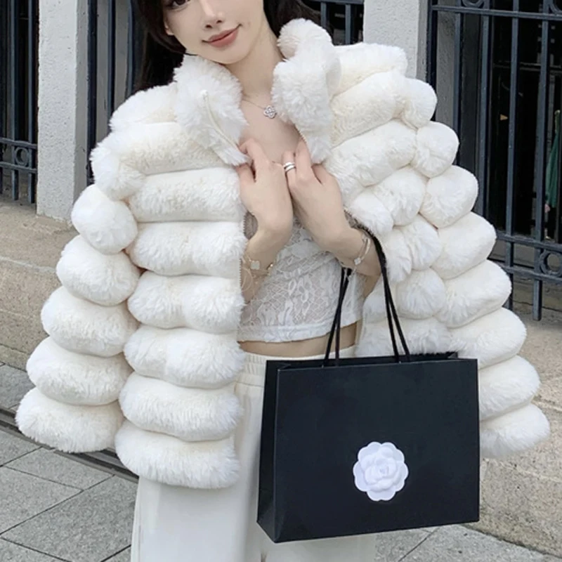Elegant Lady Faux Fur Coats New Design Long Sleeves Short Cut Thick Warm Winter Faux Fur Women Coat