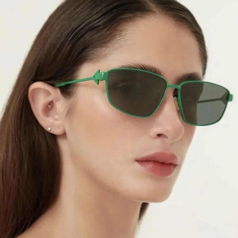 Gafas De Sol Retro De Gran Tamaño - Marco Cuadrado Metal Dorado, Lentes Verdes, Unisex