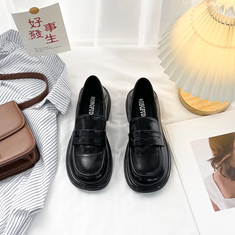 Women Shoes Flat Loafers College Style Leather Shoes Slip on Casual Flats Shoes Mary Janes White Platform Round Toe Comfort 2023