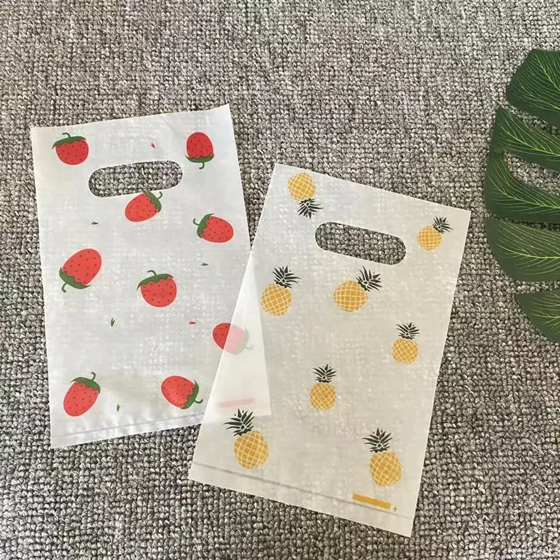 

50pcs Plastic Handbag Jewelry Hairpin Cosmetic Gift Trumpet Shopping Bags Fruit Printing Clothing Store Portable Packaging Bag