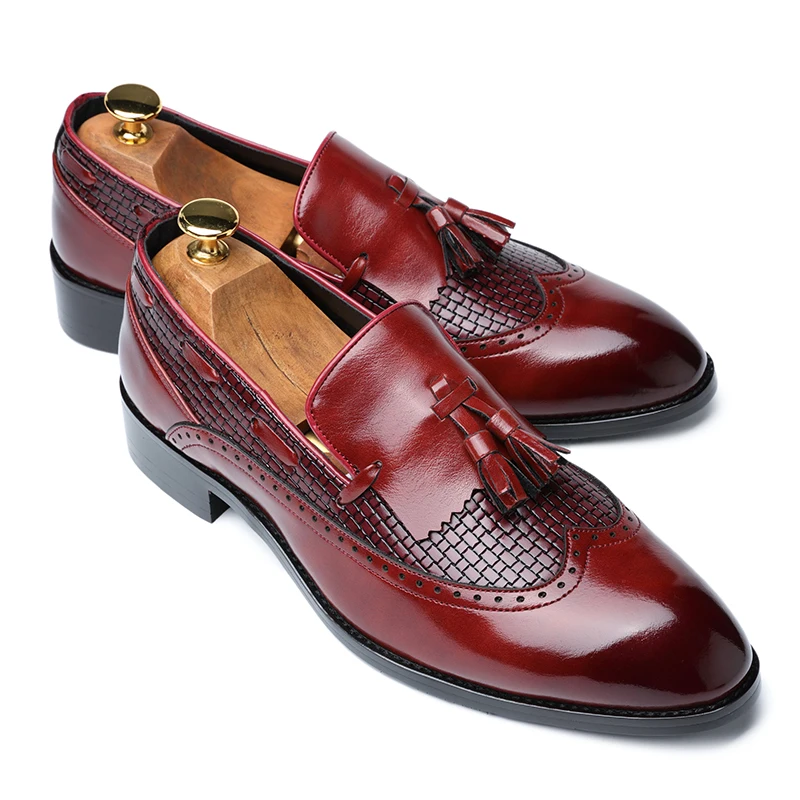 

Nice Newest Men Tassel Loafers Italian Dress Shoes Casual Loafer for Men Slip-on Wedding Party Shoes Male Designer Leather Shoes
