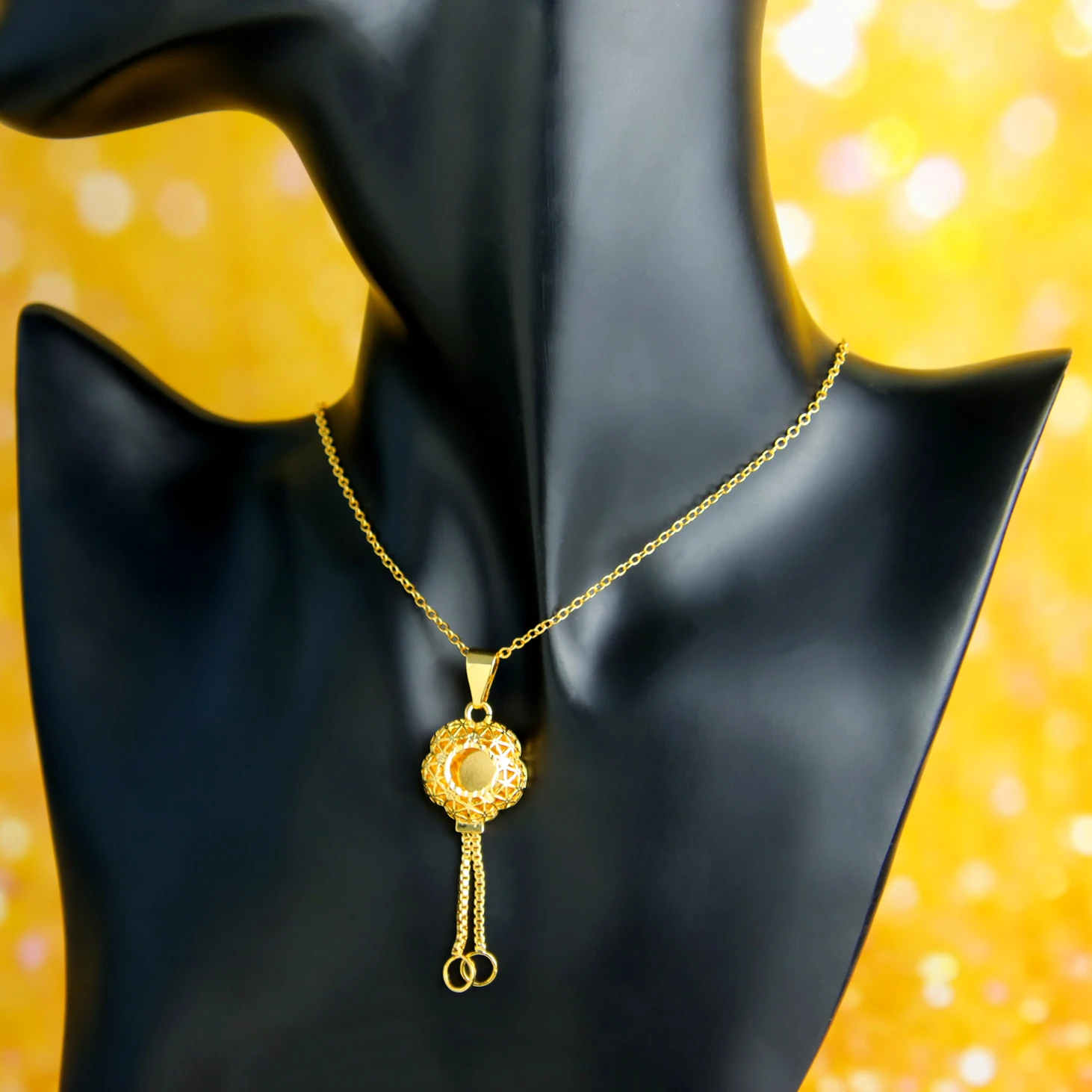 Arabischer islamischer Goldfarbener Anhänger 21 Karat vergoldet Ramadan Allah Mode Anhänger Dubai Frauen Event Party Schmuck – Detail 6