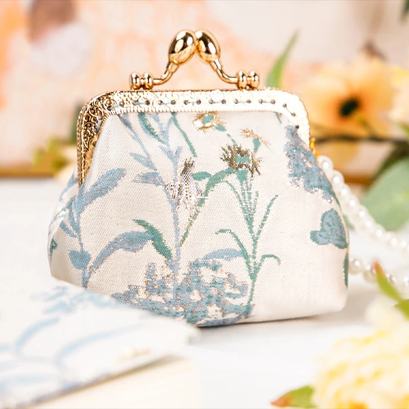 Chinese Style Embroidered Brocade Coin Purse Elegant Retro Small Mini Bag Wedding Party Luxury Designer Women Evening Clutch 3
