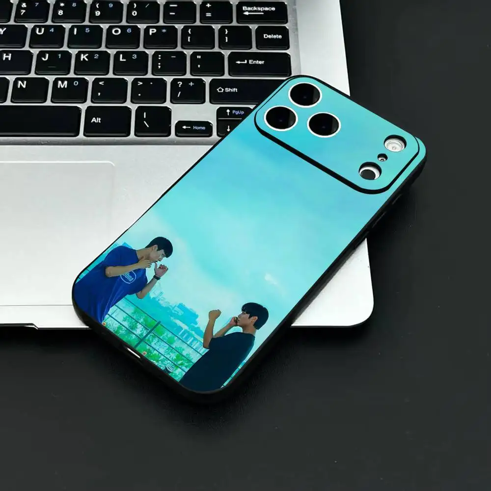 Stylish UV Spray Painted Anti-Fall Phone Case with Daily Protection