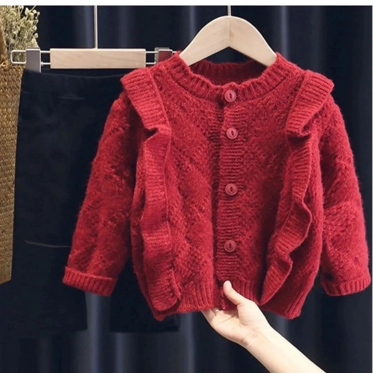 

Children's Clothing Ruffle Spring Toddler Baby Girl Sweaters Coat Red O Neck Button Cute Knitted Sweater For Girls 2-11 Years