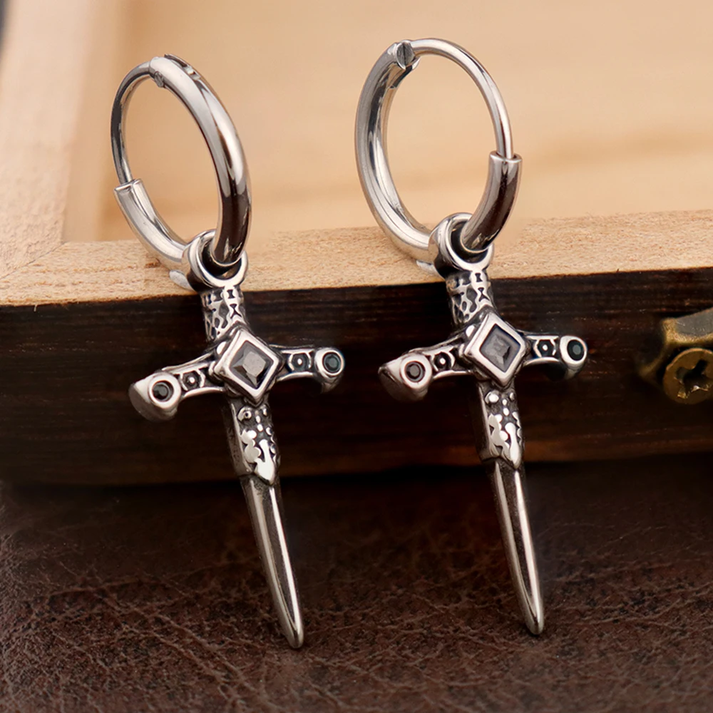 Punk-Style Kreuz-Hängeohrringe für Männer und Frauen, Geschenk, Trendiger Charm, Edelstahl-Zirkon-Ohrschmuck, Großhandel