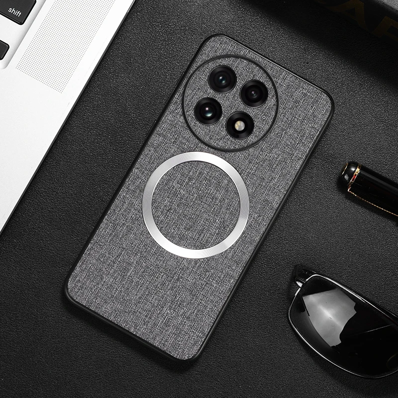 Magsafe Clothing Design Anti-Shock PU Leather Hard Case, Magnetic Attachment