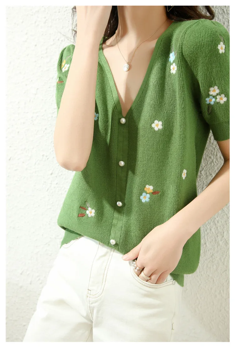V-neck embroidered wool jersey spring/summer 2022 New five-point mid-sleeve top Green short-sleeve woman