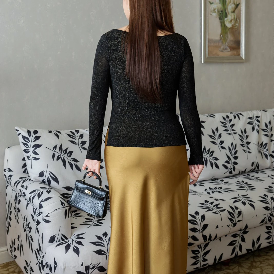 Fashion Plus Size Women's T-Shirt Premium Shiny Silk off-the-shoulder Swing Neck Knitted Top Autumn New French Slim And Elegant