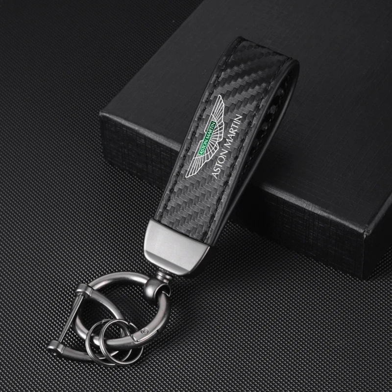 Aston Martin Carbon Fiber Look Sleutelhanger - Krasbestendig en duurzaam materiaal