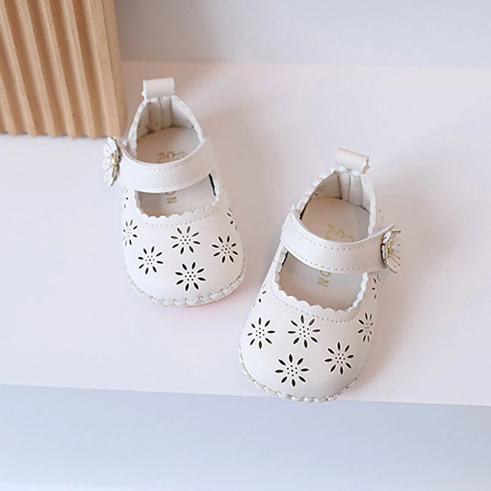 Infant Baby Girls Princess Shoes Summer Fall Soft Hollowed Flower Non-slip Bottom First Walker Shoes Toddlers Crib