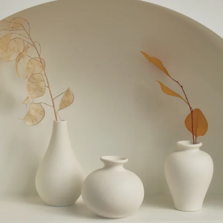 White Ceramic Vase Set 5 Mini Vases Nordic Vases Small Vases Bud Vase Living Room Porch Home Decoration Ornament Gift Home Decor 3