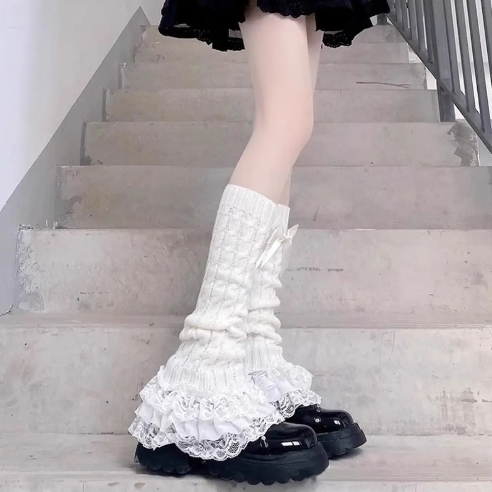 Gestrickte Beinwärmer mit Rüschen-Design, Spitzenbesatz, Schleife, abgestufte Spitze, Lolita-Socken, warme gestrickte Stoff-T-förmige Spitzensocken im japanischen Stil – Detail 8