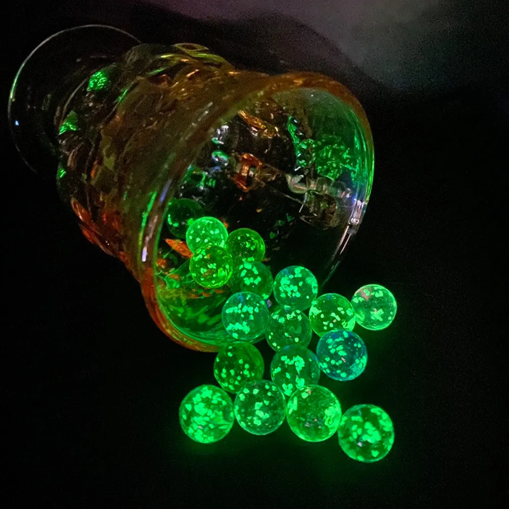 Рисунок 3 - светящиеся стеклянные шарики