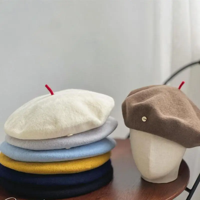 Wolle Baskenmütze Winter Hüte Für Frauen Maler Kappe Warm Halten Winddicht Einfarbig Neue Baskenmütze Kappe Weibliche Einfarbig Neue Design Vintage – Detail 1