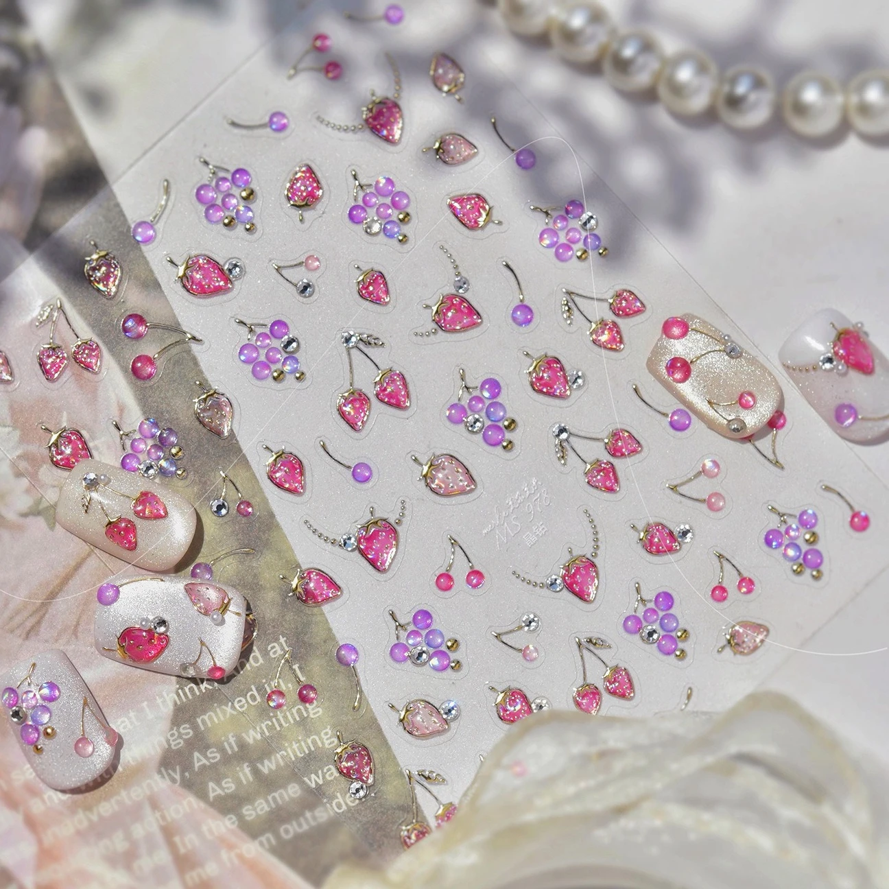 스파클 딸기 핑크 과일 보라색 포도 체리 쿨 리프레시 라인스톤 5D 접착 네일 참 팁 아트 스티커 매니큐어 데칼