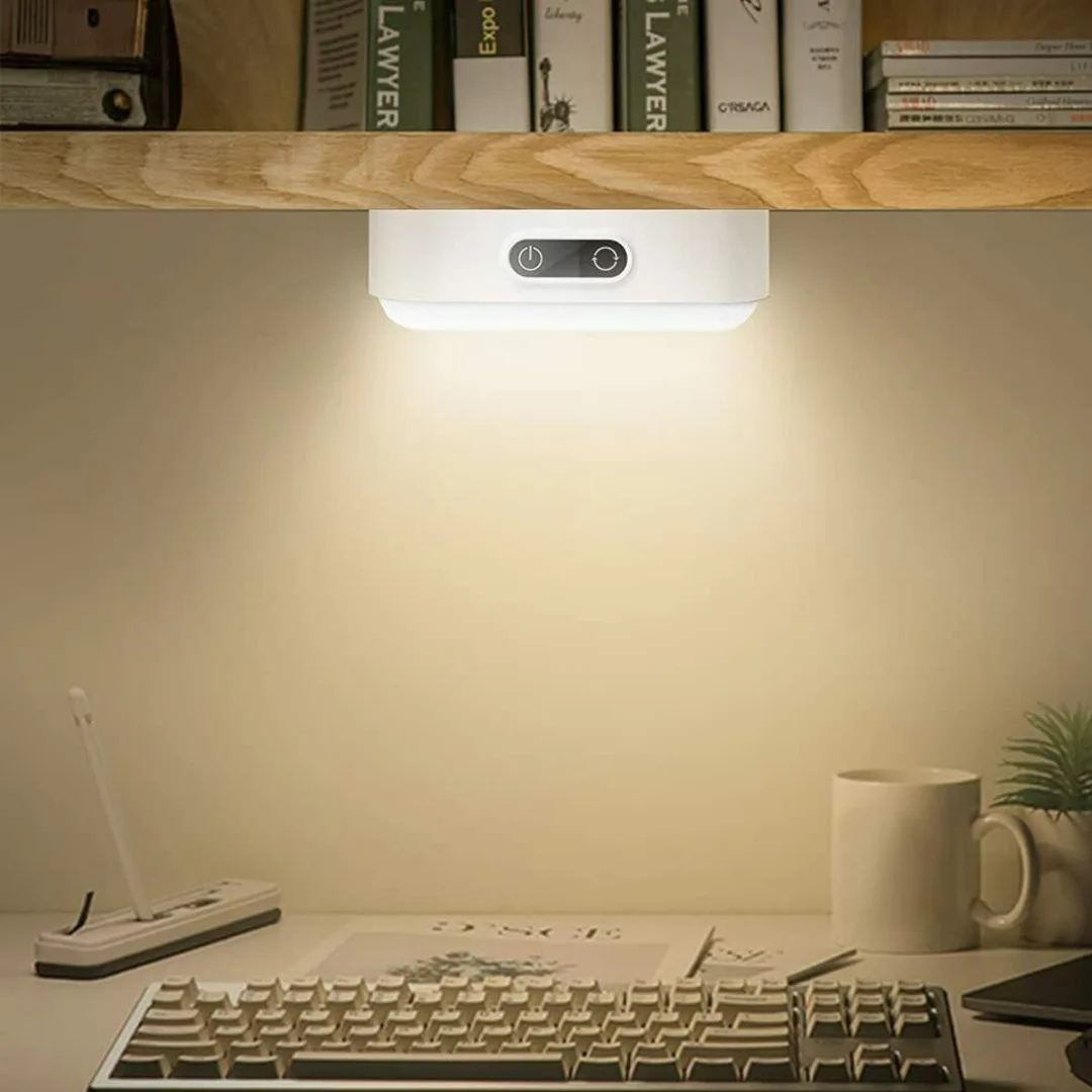 LED PIR ���� �߰� ����, USB ������ ��ġ ���� 2 ��, ħ�� ĳ��� ����, 5 �� LED ��� ���� ����, 1 ��