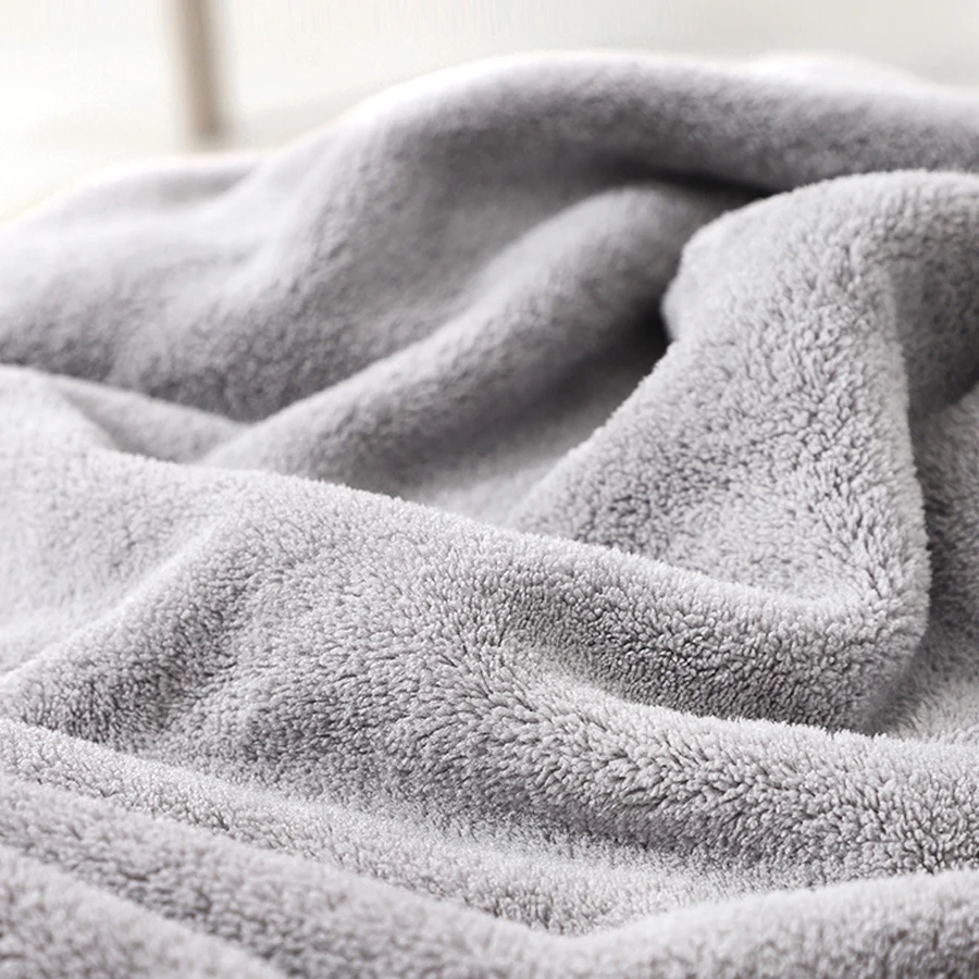 1pc Coral Fleece Newborn Blanket Ultra Soft Baby Bath Towel Unisex Baby Animal Face Hooded Towel with Unique Animal Design