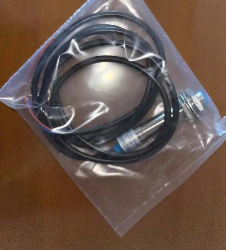 

Magnetic switch LG12A3-10-Z / EX magnetic sensor DC 2-wire normally open 24V