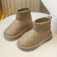 Trendige Röhren-Schuhe – Bild 3