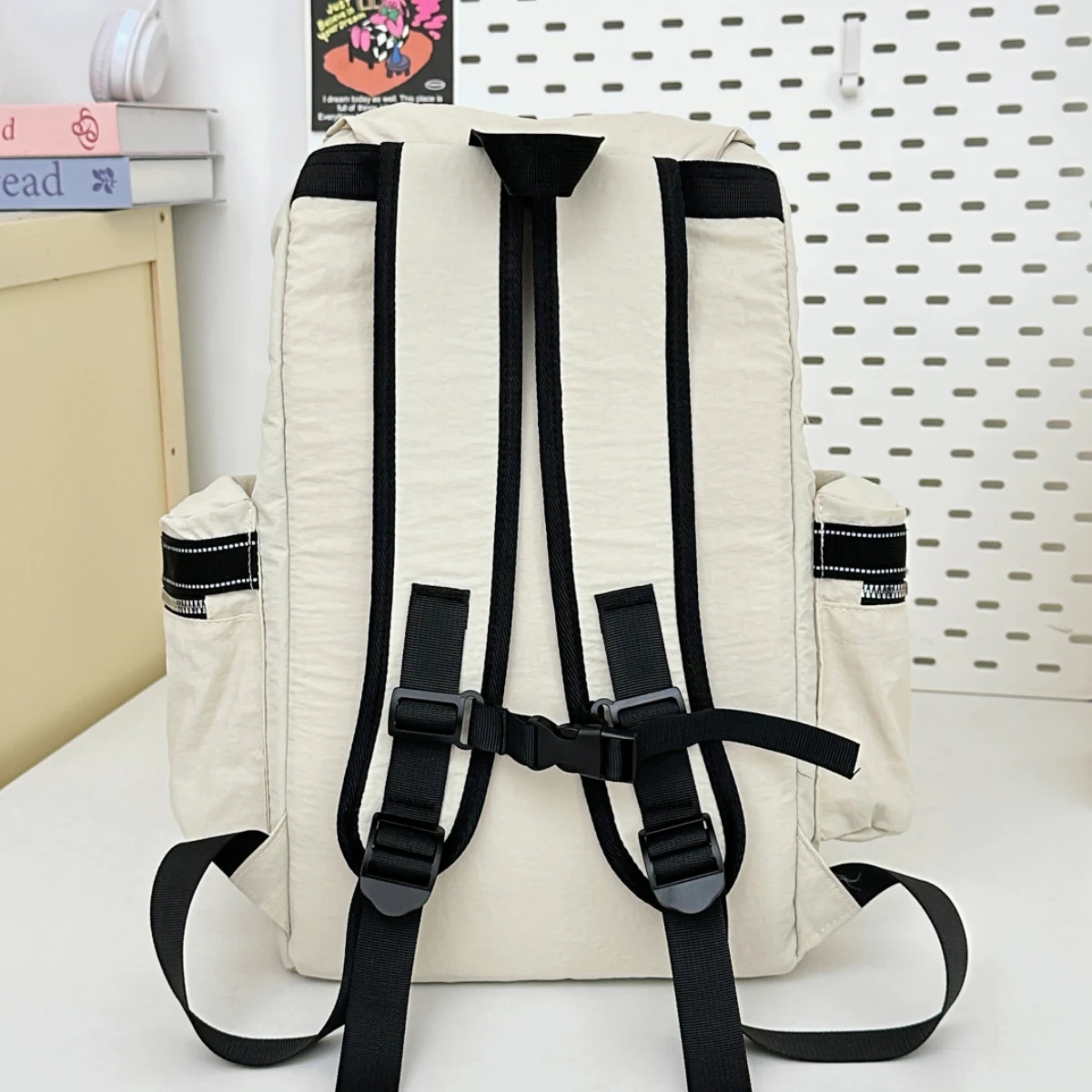 2025 New Outdoor Large Capacity Waterproof Lightweight Backpack Women's Travel Mountaineering Computer Backpack Male Student School Bag Class Cycling Commuting