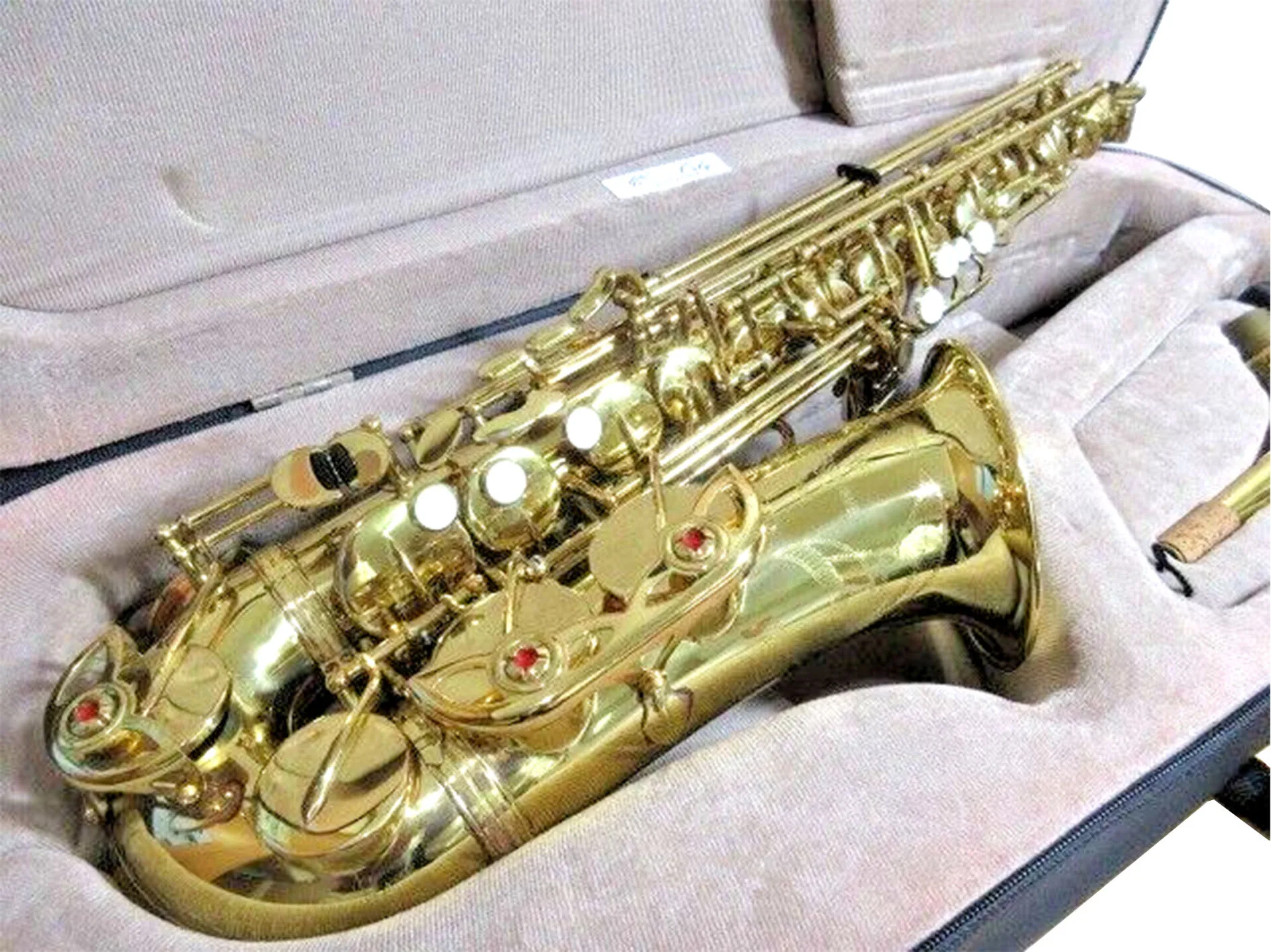 

A-900 Alto Saxophone Gold Lacquer with Hard Case Musical instrument
