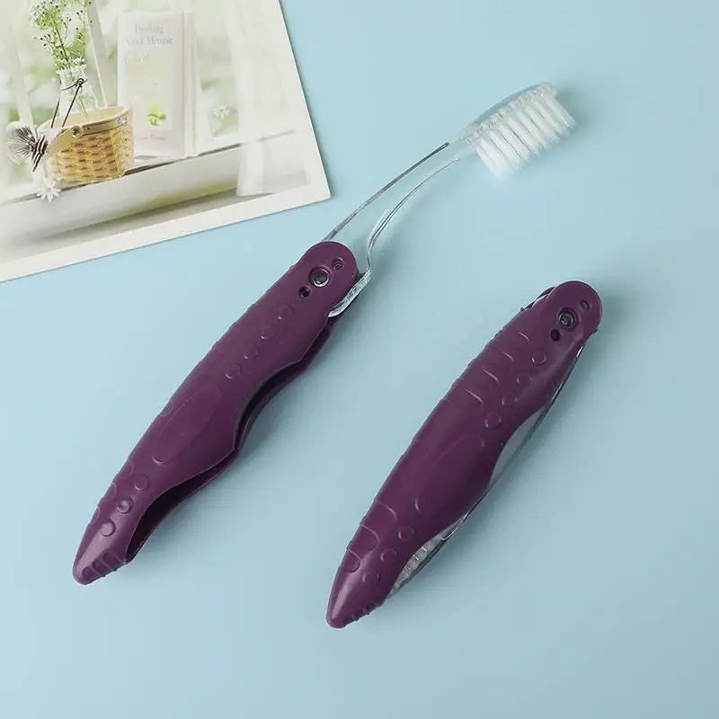 새로운 1pcs 여행용 접이식 칫솔 휴대용 칫솔 멀티 컬러 사이즈 접이식 브러쉬 여행용 매일 사용 여성 남성