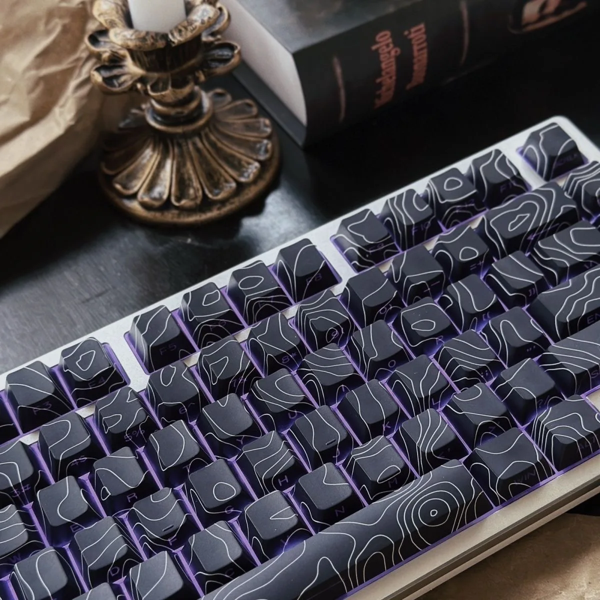 Kawaii Contour Engraving Cherry Profile Backlit Keycaps (132 Keys)