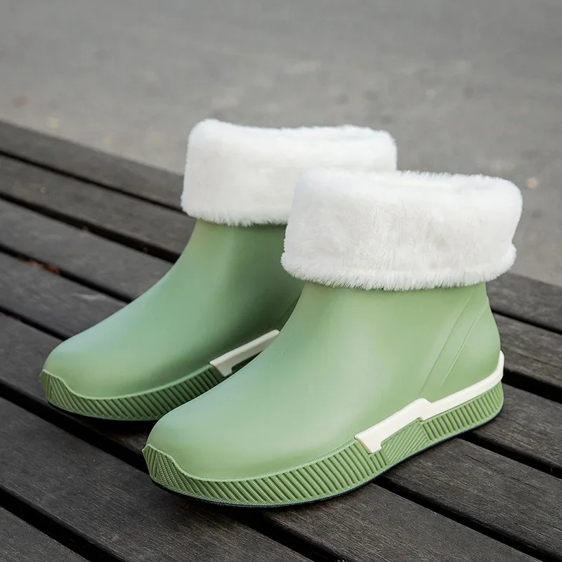 New Casual Versatile Rain Boots Non-slip Wear-resistant Fashion Warm Outer Wear Water boots Rain Boots Women's Waterproof Shoes