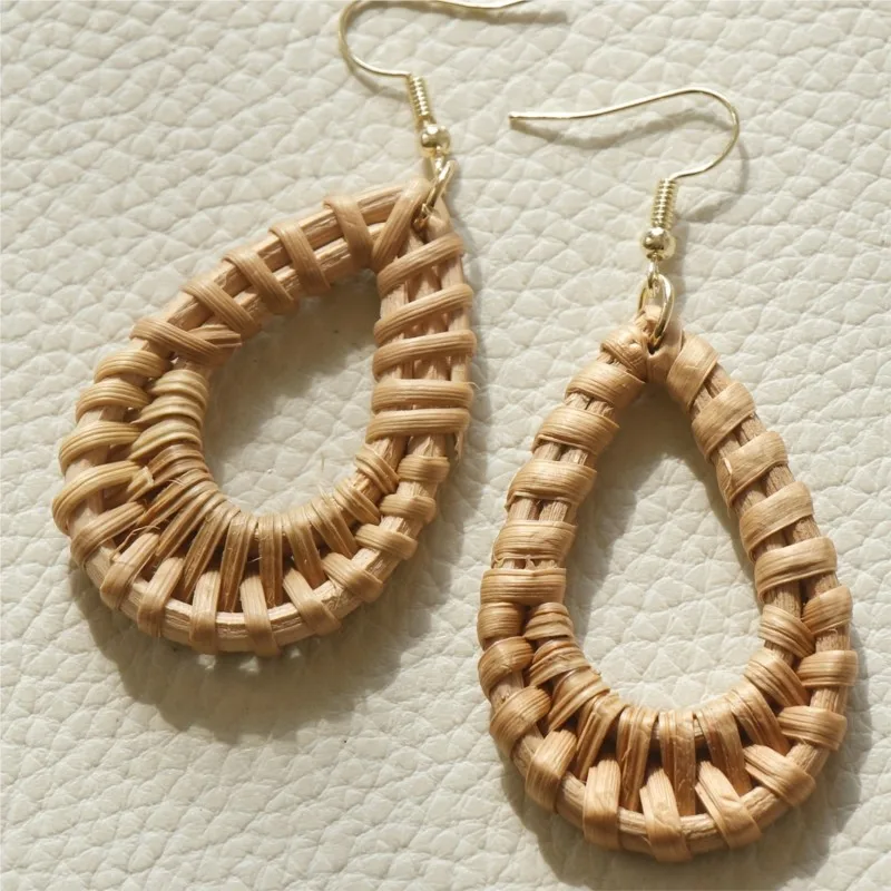 Fashion Handcrafted Brown Rattan Oval Hollow Dangle Earrings for Women Wooden Holiday Style Earring Party Jewelry Gifts
