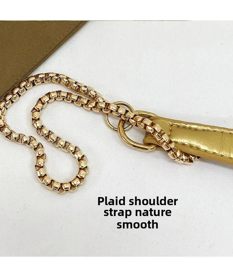 Pochette élégante assortie au quotidien